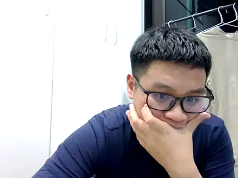 loveninja online show from March 15, 2:34 pm