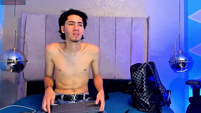 Daniel Brawn online show from September 24, 10:52 pm