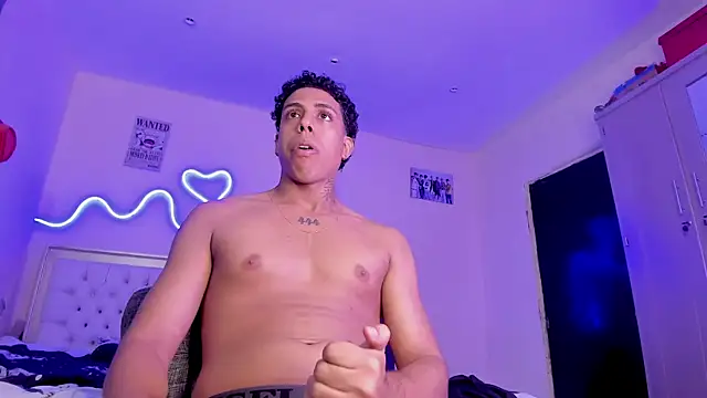 Glader31 online show from November 17, 11:08 pm