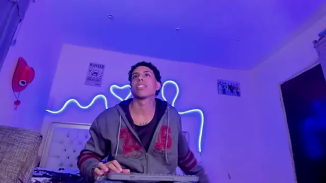 Glader31 online show from November 16, 11:07 pm