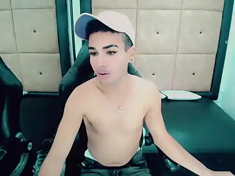 PatrickXX 1 online show from October 5, 8:24 pm