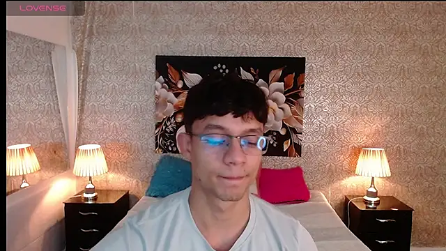 mike wills3 online show from November 11, 12:32 pm