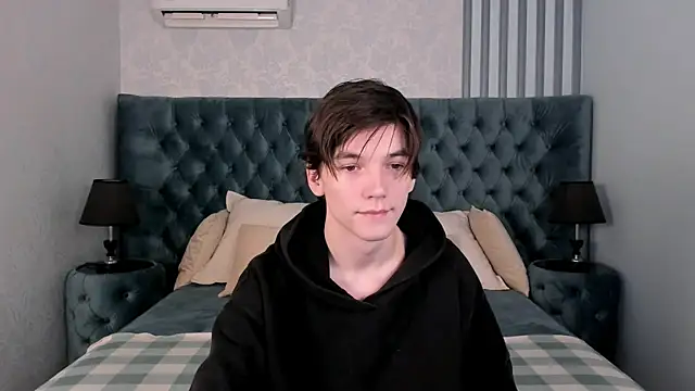 alfred joness online show from November 20, 6:56 am