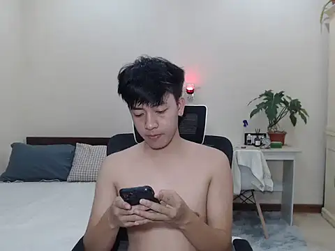 niel cumshow online show from November 3, 6:28 am