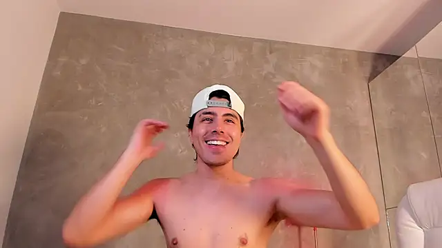 dylan cross  online show from December 1, 11:35 am