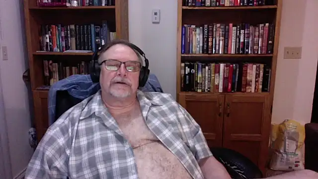 Vinyl22xh online show from April 13, 2:12 am