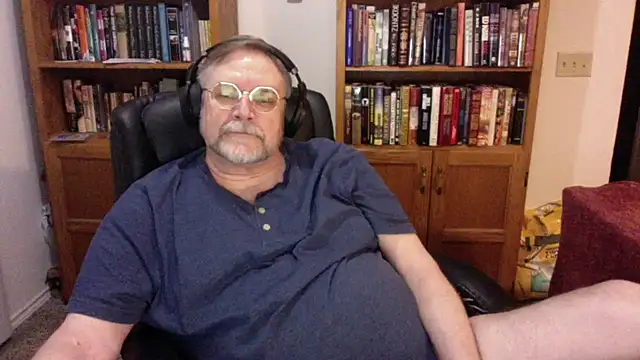 Vinyl22xh online show from March 11, 4:08 am