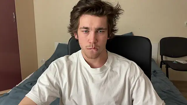 luca syn online show from October 9, 4:45 pm