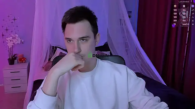 jason sweety online show from April 25, 8:39 am