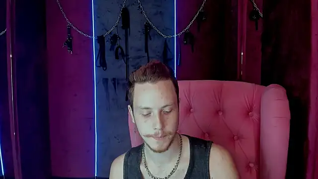 LeoMooree online show from October 16, 4:59 pm