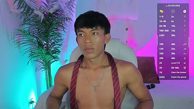 Santti  online show from November 2, 12:37 am