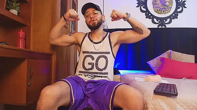 axel ston online show from September 29, 7:54 pm