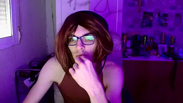 DairaxSissy  online show from November 11, 2:44 pm