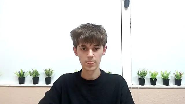 Hoot Dude  online show from October 17, 3:05 pm