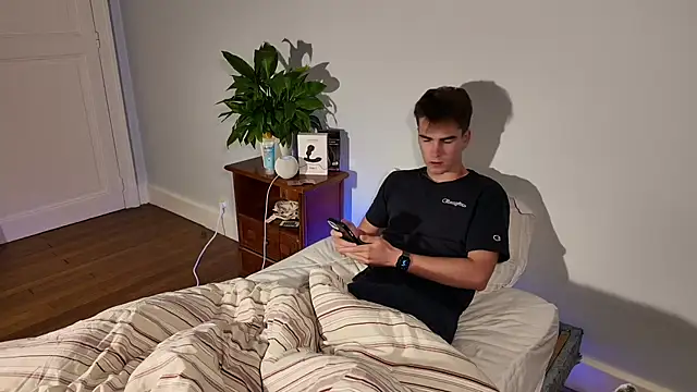 Vibrating ass online show from September 27, 7:34 pm
