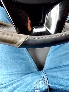 Gigolo31per31 online show from October 9, 1:05 pm