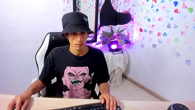Kingnumb  online show from September 27, 4:38 pm