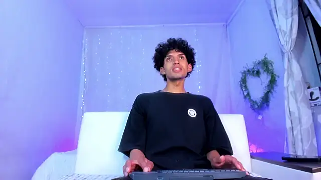 josesweet  online show from November 4, 10:55 pm