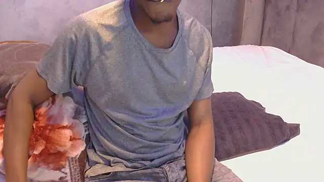 MthondoWeBananaX2 online show from October 22, 9:40 pm