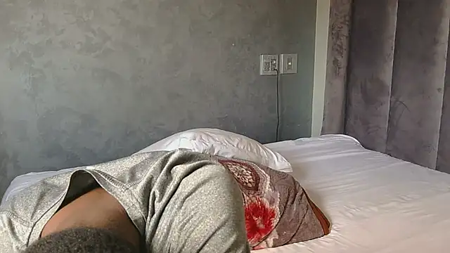 MthondoWeBananaX2 online show from October 26, 6:37 am