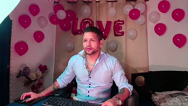 LucasGaeel online show from February 14, 12:33 pm