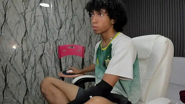 xion ez online show from November 25, 8:11 pm