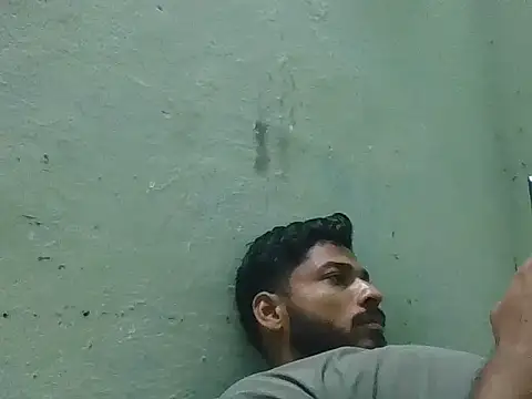 Raw12499 online show from October 14, 5:20 pm