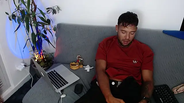 Orlando horny online show from September 30, 11:19 pm