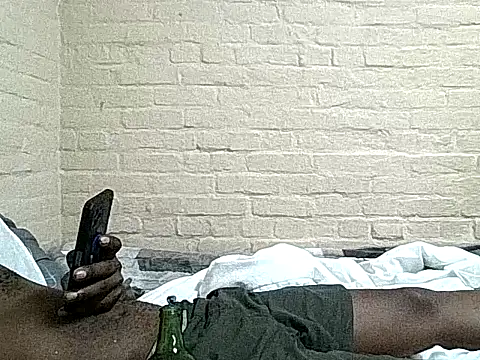 Mshayiwesinqe online show from December 23, 7:06 am