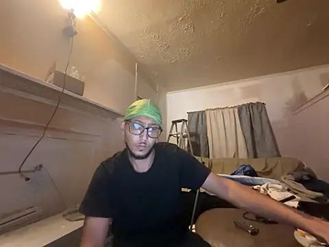 ThrowedWorldWide online show from February 8, 3:01 am