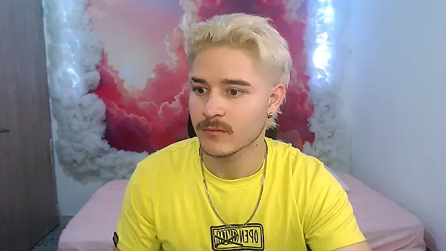 AlexPiersss online show from October 20, 7:07 pm