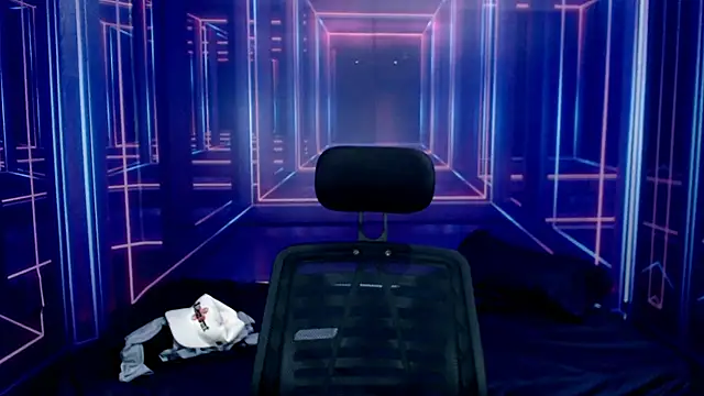 AlexPiersss online show from October 18, 7:30 pm