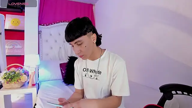 XaanderGrey online show from November 5, 7:49 pm