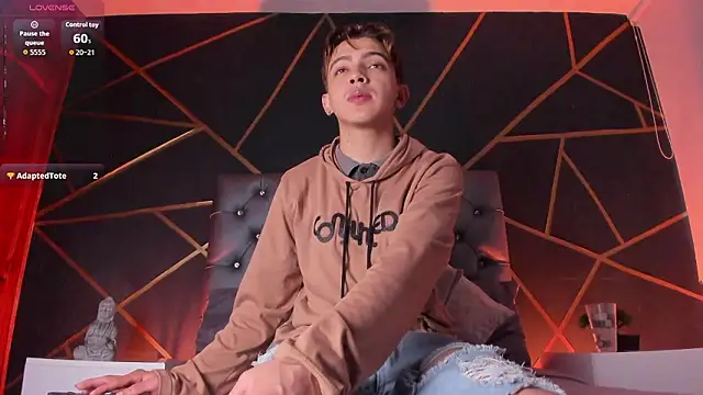 Lian Miller1  online show from February 19, 12:34 pm