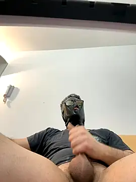 Chinolow online show from October 18, 4:23 pm