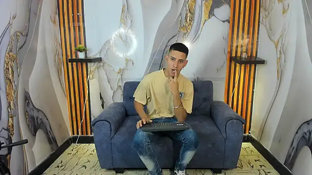 Ken Slim online show from October 4, 6:57 pm