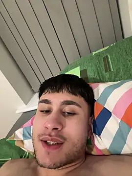 adgymwear1 online show from November 1, 8:13 pm