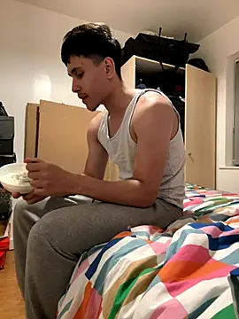 adgymwear1 online show from October 17, 7:29 pm