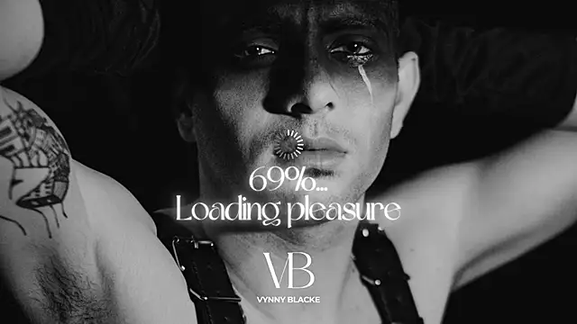 VynnyBlacke  online show from December 19, 9:23 pm