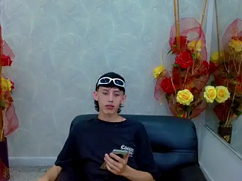 thaigo twink38 online show from October 8, 3:22 am