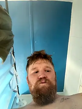 curiousbiguy420 online show from October 18, 10:04 pm