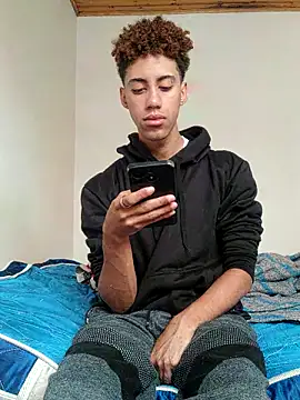 The boy good online show from November 8, 2:42 pm