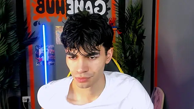 JaremyHarris online show from November 11, 10:53 am