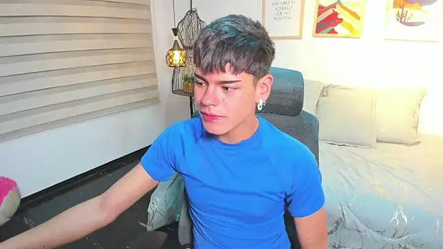 kevienmiet online show from November 5, 3:30 am