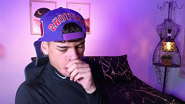 kevienmiet online show from October 11, 12:09 pm