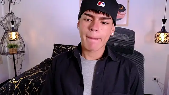 kevienmiet online show from October 10, 11:59 am