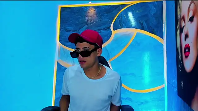 The Boy King online show from September 30, 12:53 pm