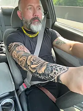 fuckadilf online show from April 17, 3:26 pm