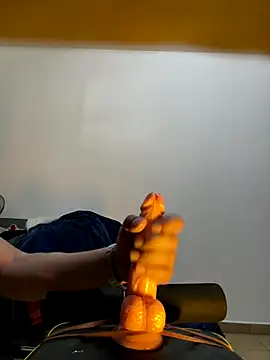 CatDogAlexxx online show from November 27, 6:11 pm