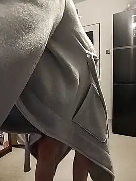 honzinka83 online show from February 12, 6:36 pm